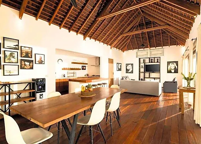 Villa Palm 3 Bedroom Private Pool W/ Garden View Ir105a