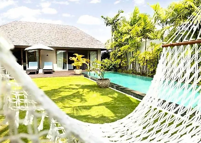 Palm 3 Bedroom Private Pool W/ Garden View Ir105a